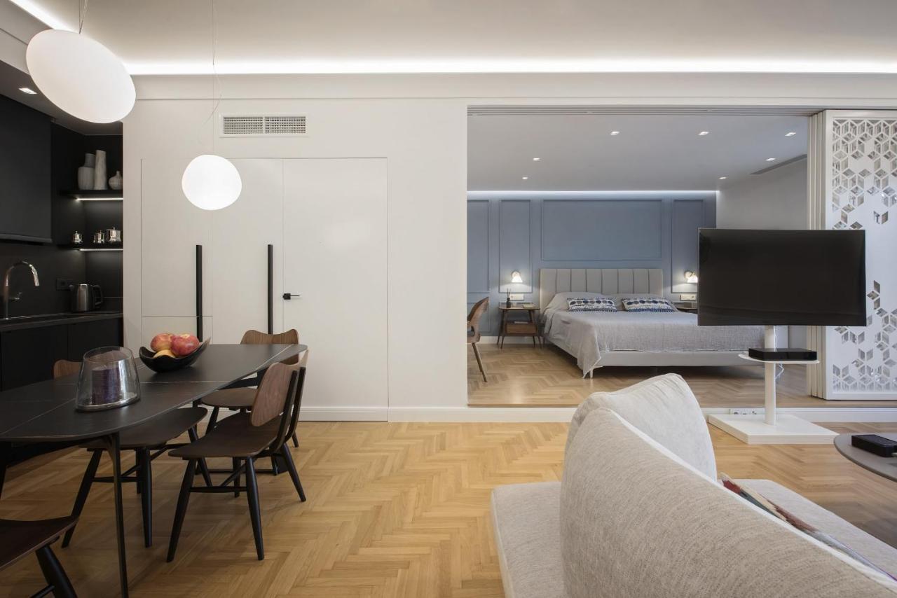 Chic Central Athens Apartment At Mavilli Sq. מראה חיצוני תמונה
